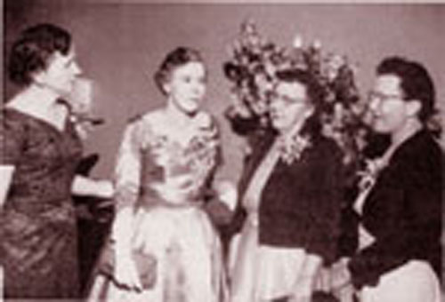 Distinguished Science Awards Made to Chatham Alumnae, Chatham Alumnae Recorder (Pennsylvania)