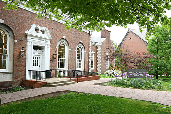 Photo of Chatham's Campbell Memorial Chapel on Shadyside Campus